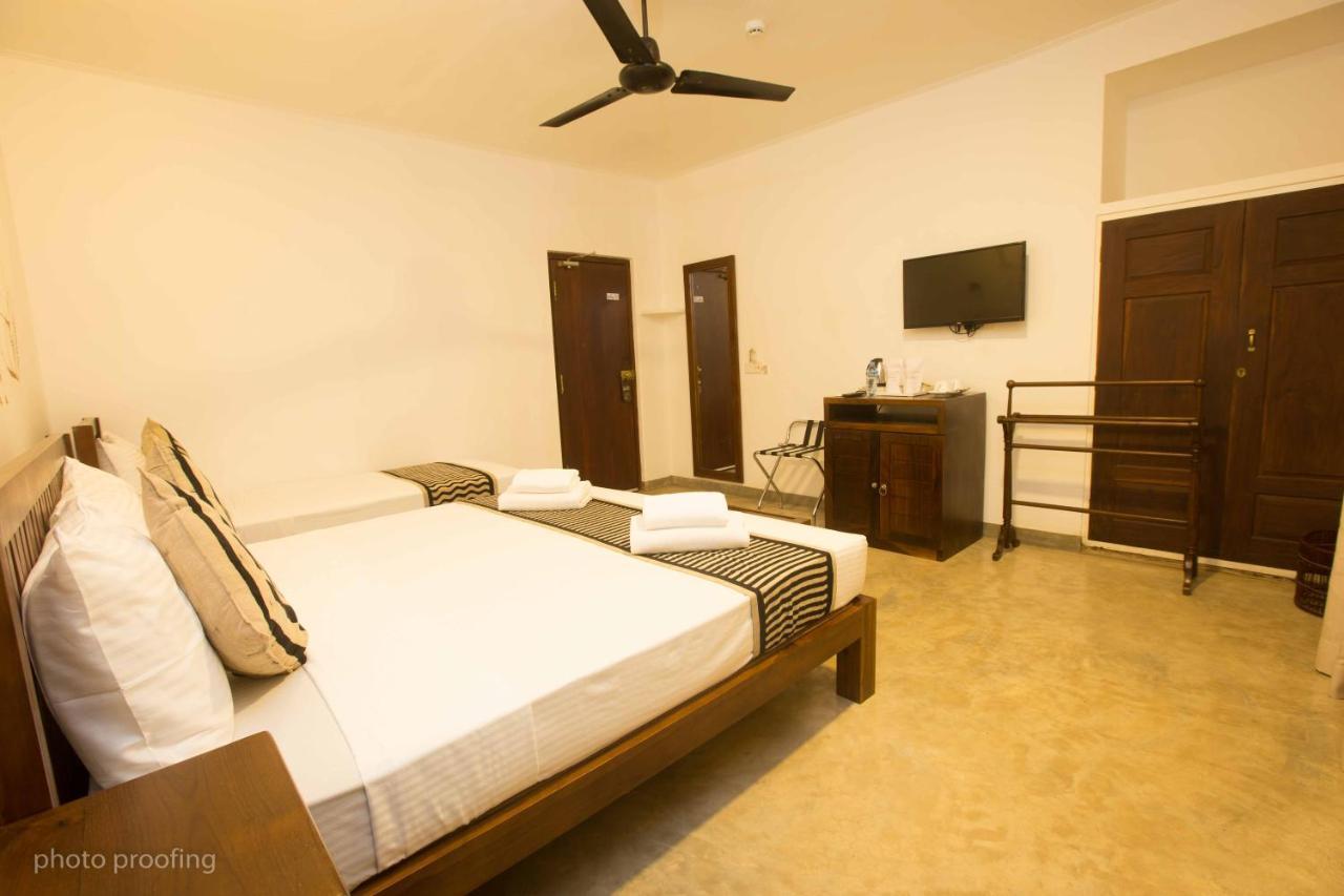 Jaffna Heritage Villa Esterno foto